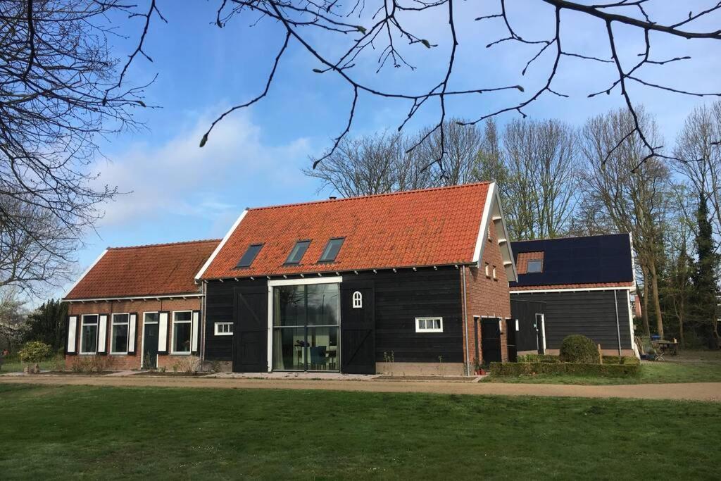 Vakantiehuis De Zeeuwse Schuur In De Zak Van Zuid-Beveland Heinkenszand Екстериор снимка