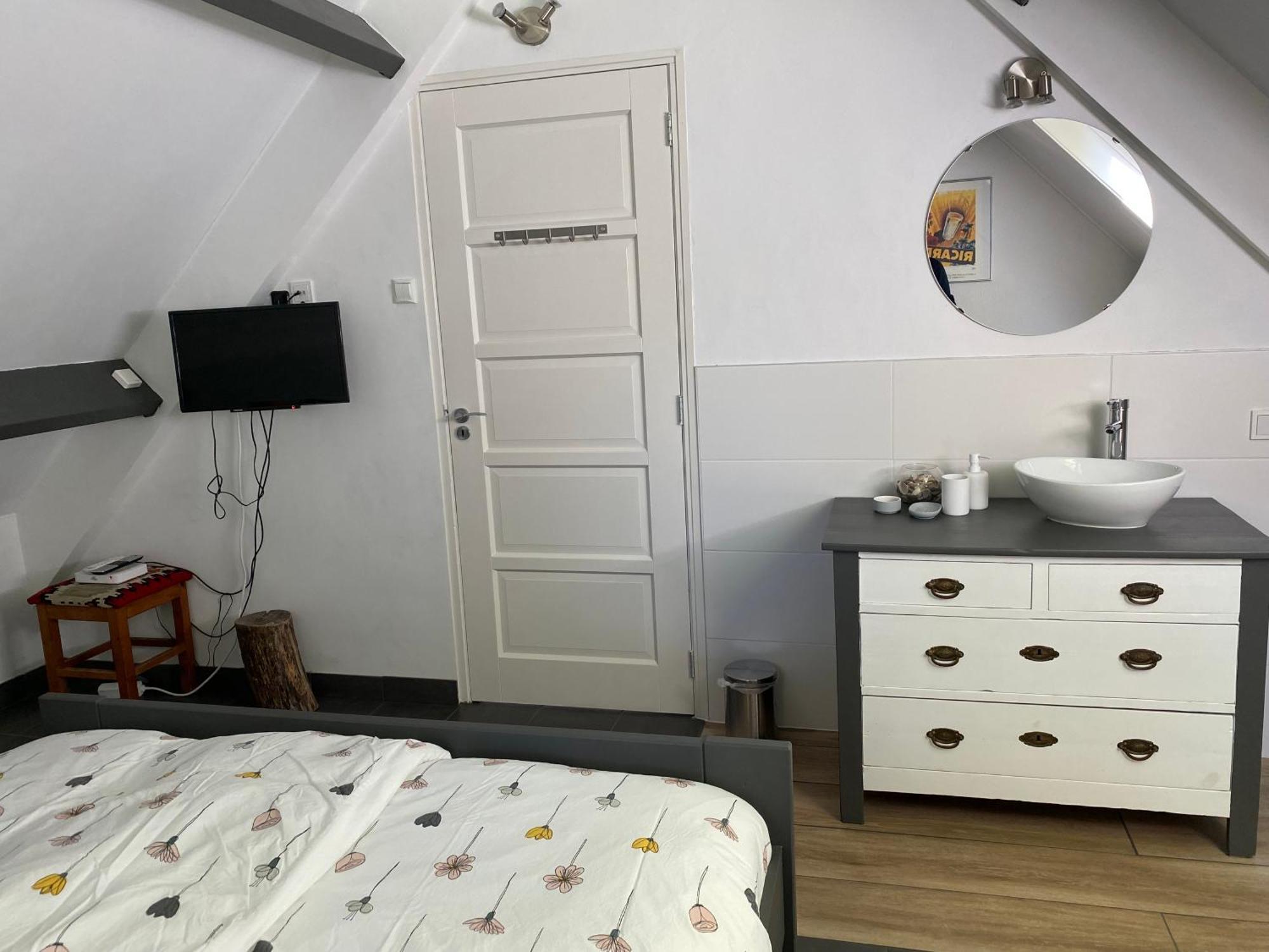 Vakantiehuis De Zeeuwse Schuur In De Zak Van Zuid-Beveland Heinkenszand Екстериор снимка